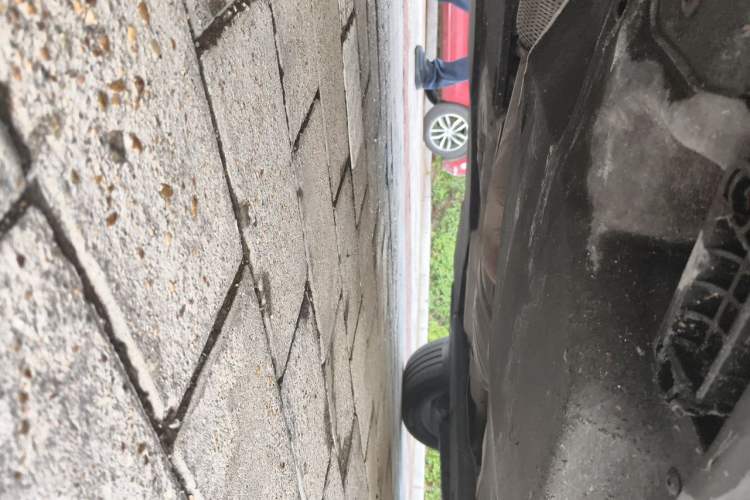 Used Volkswagen Touareg  Chassis Front Left