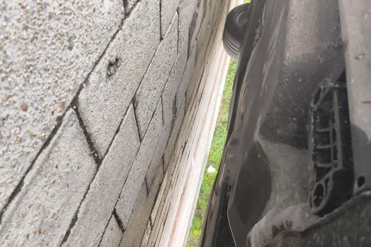 Used Volkswagen Touareg  Chassis Front Right
