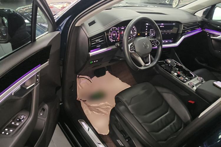 Used Volkswagen Touareg 2021 2.0 TSI RuiShang Edition Driver Seat