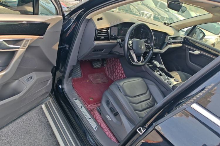 Used Volkswagen Touareg 2021 2.0 TSI Ruiyi Edition Driver Seat