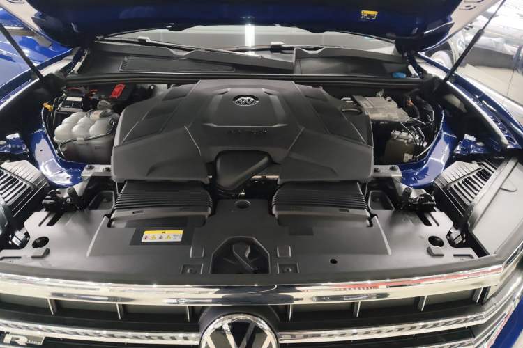 Used Volkswagen Touareg 2021 3.0 TSI Prestige Edition Classic Sport Package Engine Bay