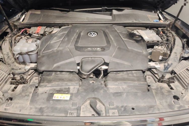 Used Volkswagen Touareg 2021 3.0 TSI Prestige Edition Classic Sport Package Engine Bay
