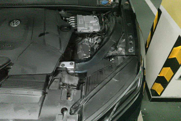 Used Volkswagen Touareg 2021 3.0 TSI Prestige Edition Classic Sport Package Engine Bay Left