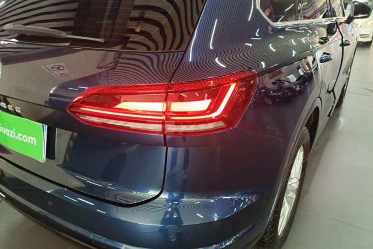 Used Volkswagen Touareg 2021 2.0 TSI RuiShang Edition Exterior 3