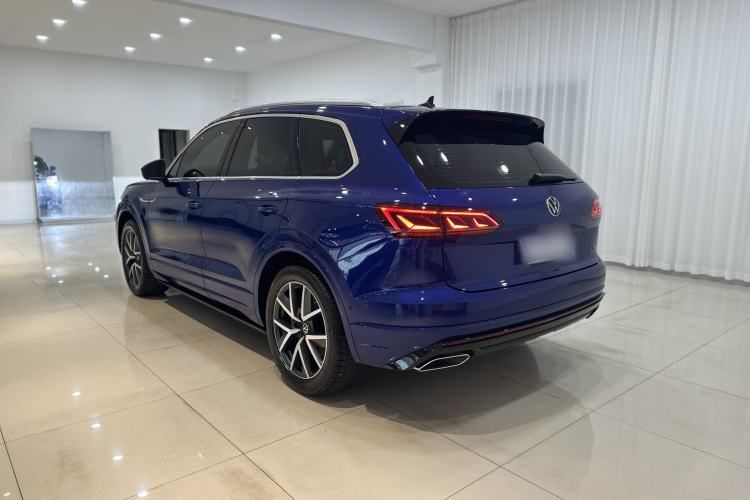 Used Volkswagen Touareg 2021 3.0 TSI Prestige Edition Classic Sport Package Exterior 4