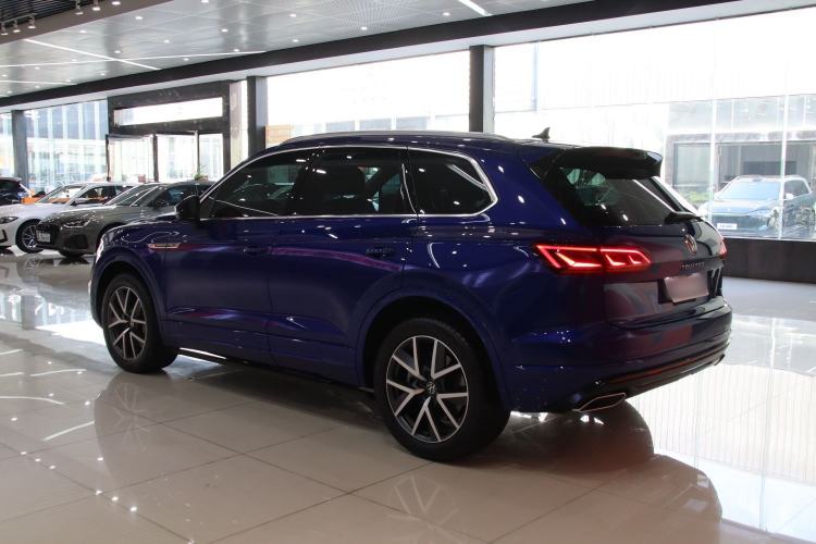 Used Volkswagen Touareg 2021 3.0 TSI Prestige Edition Classic Sport Package Exterior 6