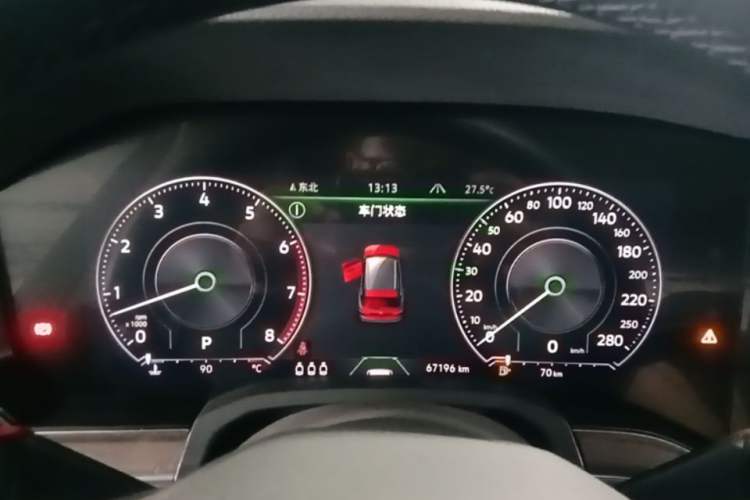 Used Volkswagen Touareg 2021 3.0 TSI Luxury Edition Black Diamond Sport Package Instrument Cluster
