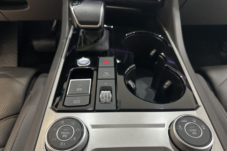 Used Volkswagen Touareg 2021 3.0 TSI Prestige Edition Classic Sport Package Interior 3