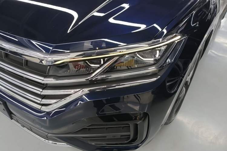 Used Volkswagen Touareg 2021 3.0 TSI Prestige Edition Classic Sport Package Left Front Headlight