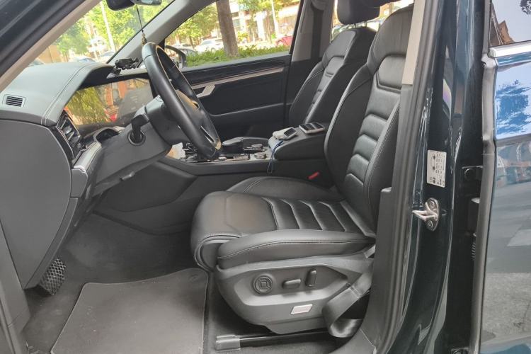 Used Volkswagen Touareg 2021 2.0 TSI RuiShang Edition Left Front Seat