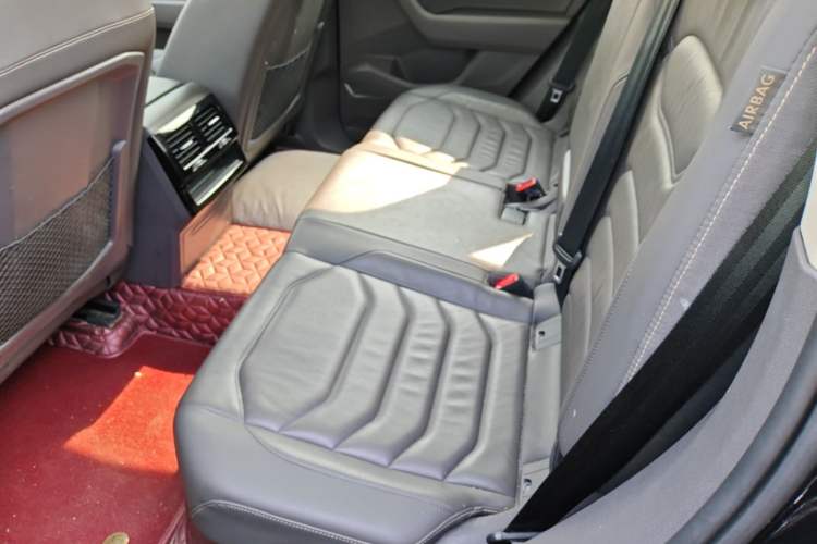 Used Volkswagen Touareg 2021 2.0 TSI Ruiyi Edition Left Rear Seat