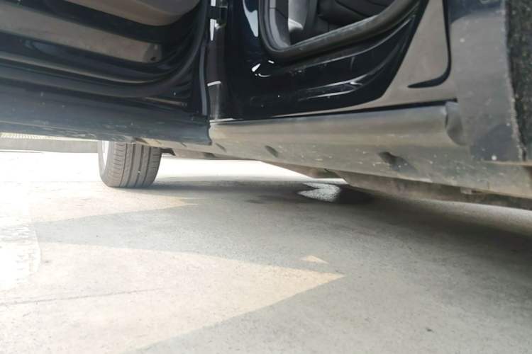 Used Volkswagen Touareg 2021 2.0 TSI RuiShang Edition Left Side Sill