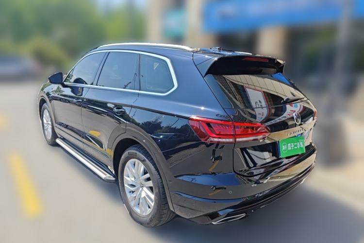 Used Volkswagen Touareg 2021 2.0 TSI RuiShang Edition Rear Left 45 Deg