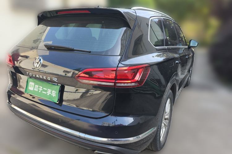 Used Volkswagen Touareg 2021 2.0 TSI Ruiyi Edition Rear Right 45 Deg