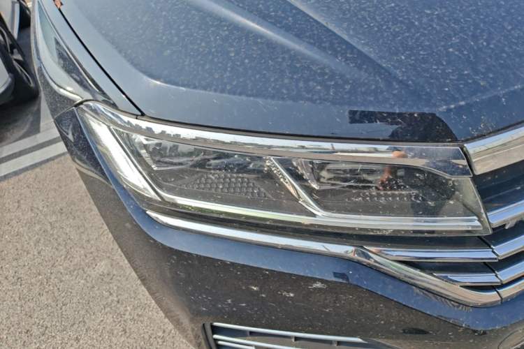 Used Volkswagen Touareg 2021 2.0 TSI Ruiyi Edition Right Front Headlight