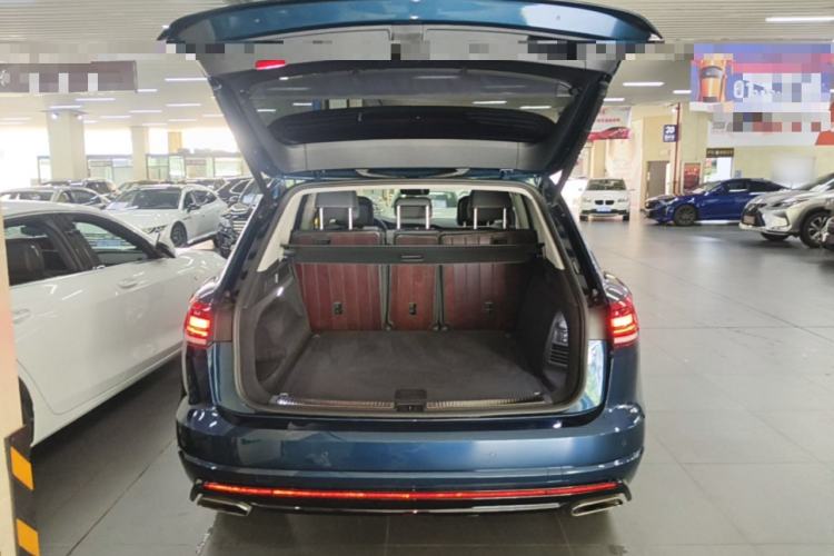 Used Volkswagen Touareg 2021 2.0 TSI RuiShang Edition Trunk