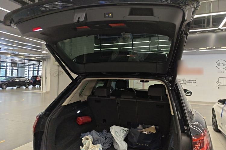 Used Volkswagen Touareg 2021 3.0 TSI Prestige Edition Classic Sport Package Trunk