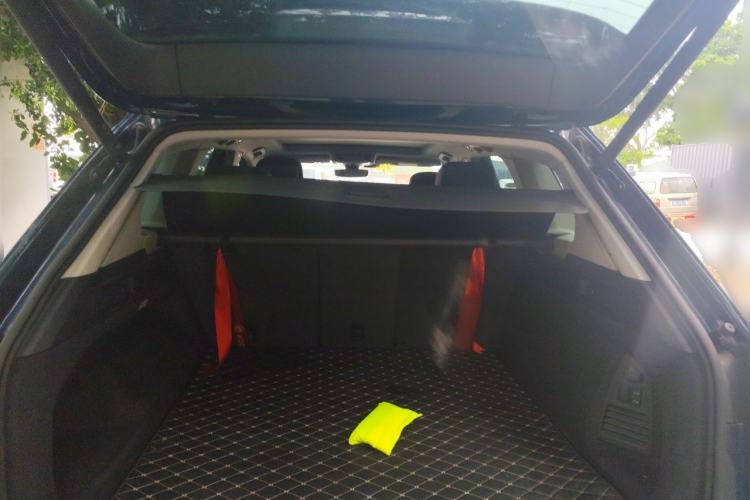 Used Volkswagen Touareg 2021 2.0 TSI RuiShang Edition Trunk