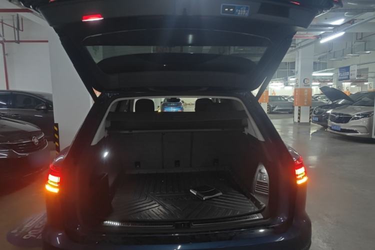 Used Volkswagen Touareg 2021 2.0 TSI RuiShang Edition Trunk