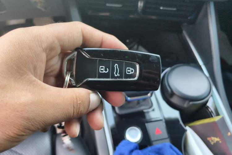 Used Volkswagen Touareg  Vehicle Key