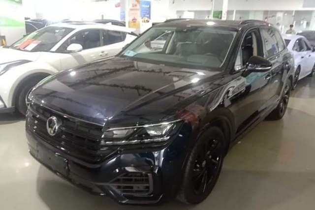 Used Volkswagen Touareg 2021 3.0 TSI Luxury Edition Black Diamond Sport Package