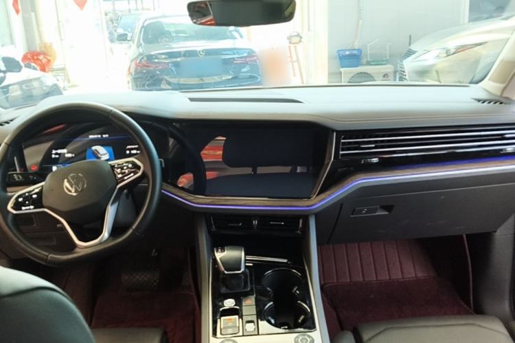 Used Volkswagen Touareg 2021 2.0 TSI Ruiyi Edition Center Console