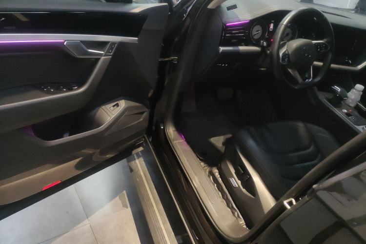 Used Volkswagen Touareg 2021 2.0 TSI Flagship Special Edition Driver Seat