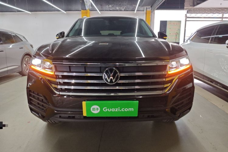 Used Volkswagen Touareg 2021 2.0 TSI Flagship Special Edition Front