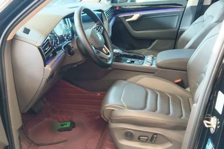 Used Volkswagen Touareg 2021 2.0 TSI Ruiyi Edition Left Front Seat