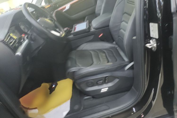 Used Volkswagen Touareg 2021 2.0 TSI Flagship Special Edition Left Front Seat