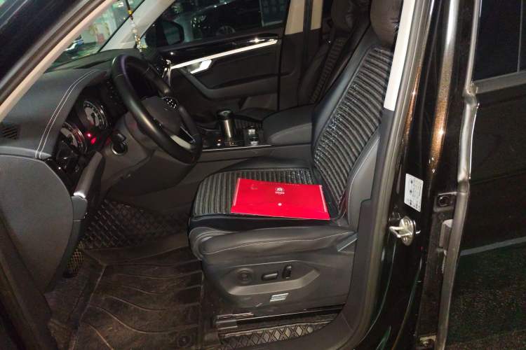 Used Volkswagen Touareg 2021 2.0 TSI Flagship Special Edition Left Front Seat