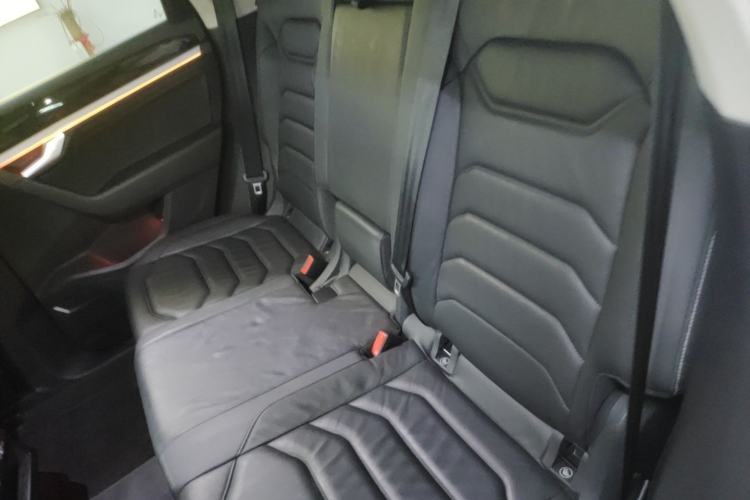 Used Volkswagen Touareg 2021 2.0 TSI Flagship Special Edition Left Rear Seat