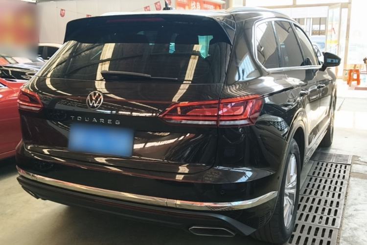 Used Volkswagen Touareg 2021 2.0 TSI Ruiyi Edition Rear Right 45 Deg