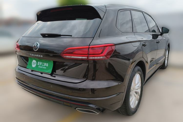 Used Volkswagen Touareg 2021 2.0 TSI Flagship Special Edition Rear Right 45 Deg