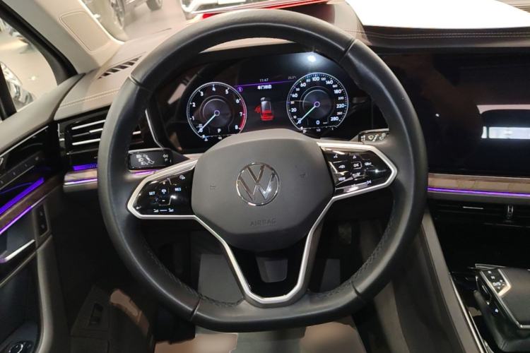 Used Volkswagen Touareg 2021 3.0 TSI Prestige Edition Classic Sport Package Steering Wheel