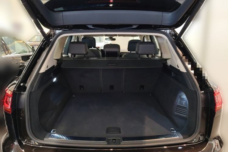 Used Volkswagen Touareg 2021 3.0 TSI Prestige Edition Classic Sport Package Trunk