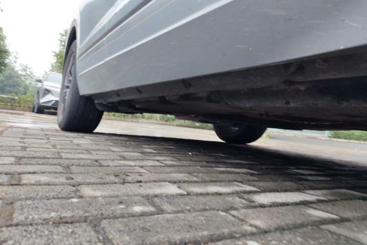 Used Volkswagen Touareg 2021 2.0 TSI Ruiyi Edition Chassis Front Right