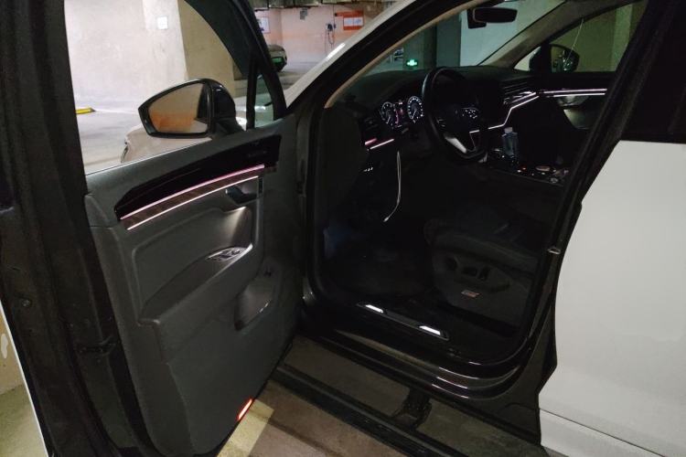 Used Volkswagen Touareg 2021 3.0 TSI Prestige Edition Classic Sport Package Driver Seat