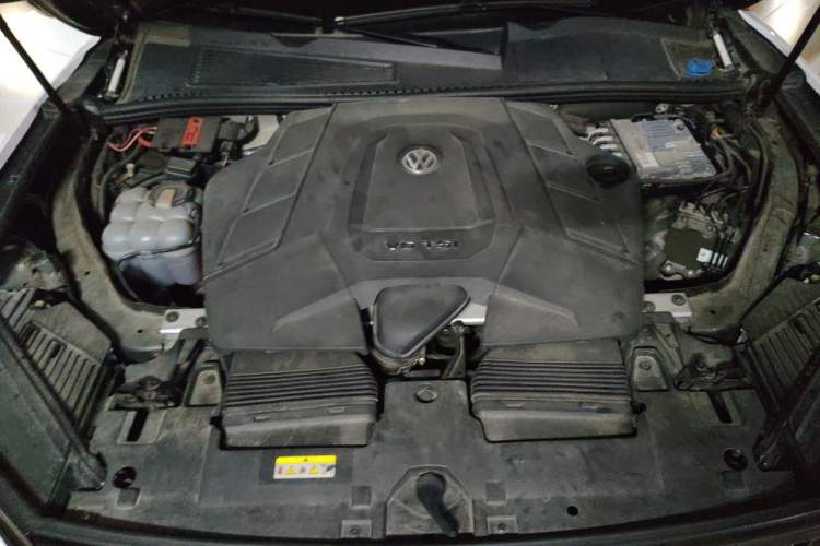 Used Volkswagen Touareg 2021 3.0 TSI Prestige Edition Classic Sport Package Engine Bay