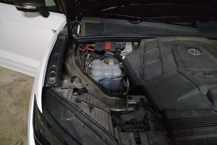 Used Volkswagen Touareg 2021 3.0 TSI Prestige Edition Classic Sport Package Engine Bay Right