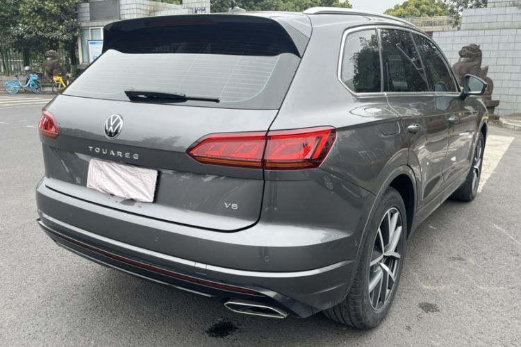 Used Volkswagen Touareg 2021 3.0 TSI Prestige Edition Classic Sport Package Exterior 3