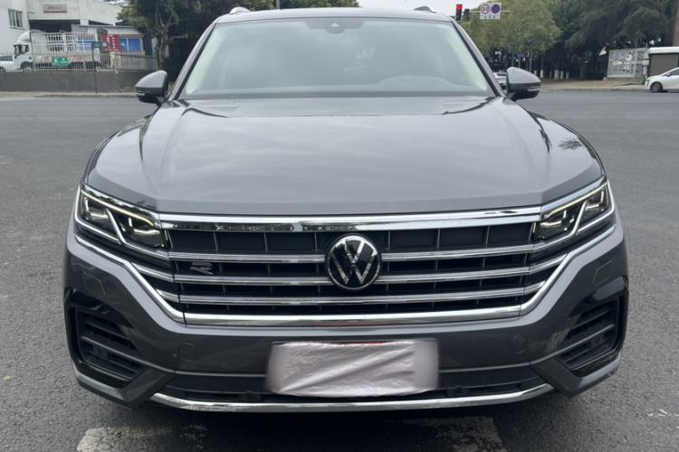 Used Volkswagen Touareg 2021 3.0 TSI Prestige Edition Classic Sport Package Exterior 5