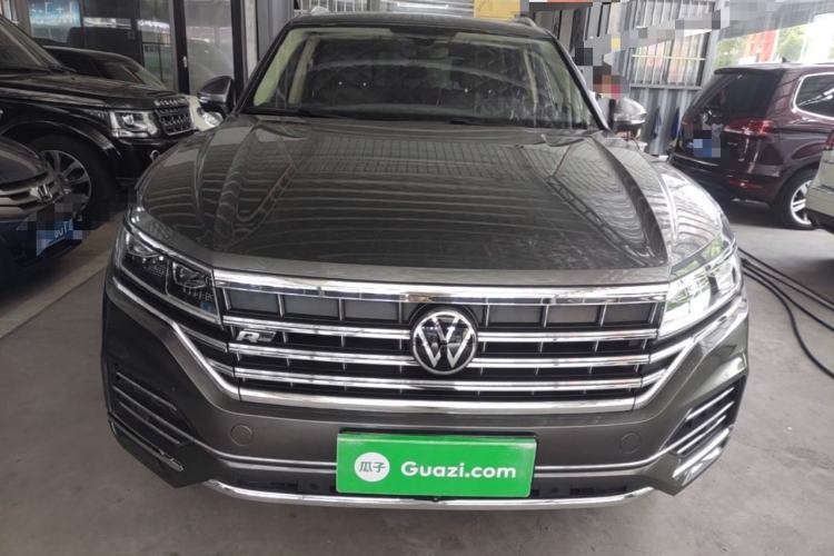 Used Volkswagen Touareg 2021 2.0 TSI Ruiyi Edition Front