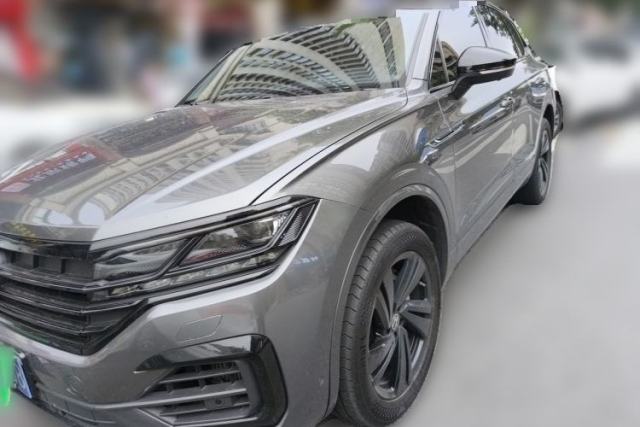 Used Volkswagen Touareg 2021 3.0 TSI Luxury Edition Black Diamond Sport Package