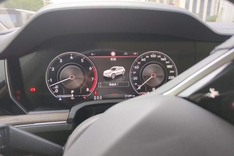 Used Volkswagen Touareg 2021 3.0 TSI Luxury Edition Black Diamond Sport Package Instrument Cluster