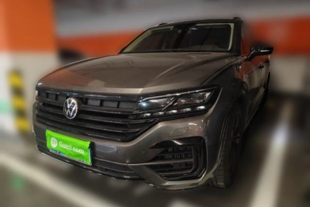 Used Volkswagen Touareg 2021 3.0 TSI Luxury Edition Black Diamond Sport Package