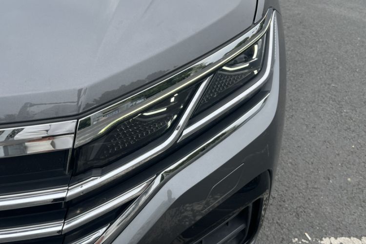 Used Volkswagen Touareg 2021 3.0 TSI Prestige Edition Classic Sport Package Left Front Headlight