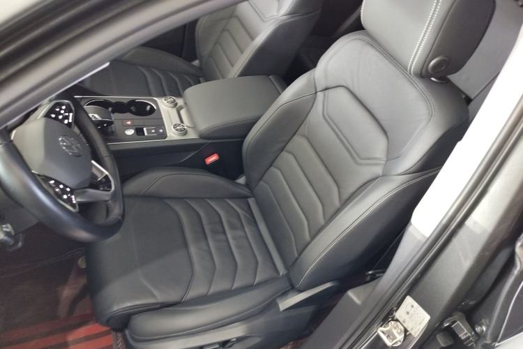 Used Volkswagen Touareg 2021 2.0 TSI Flagship Special Edition Left Front Seat