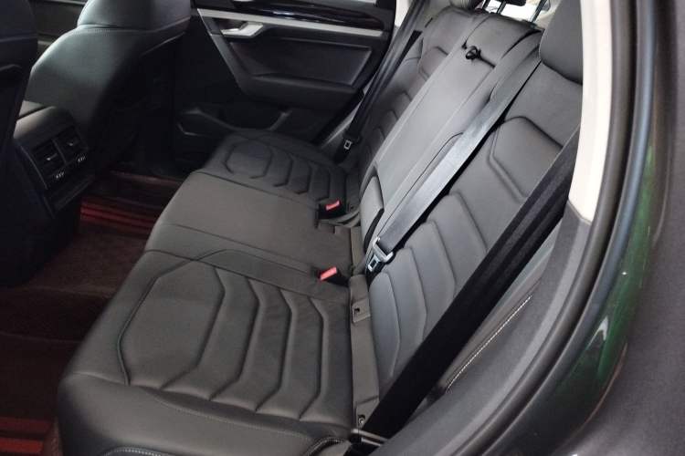 Used Volkswagen Touareg 2021 2.0 TSI Flagship Special Edition Left Rear Seat
