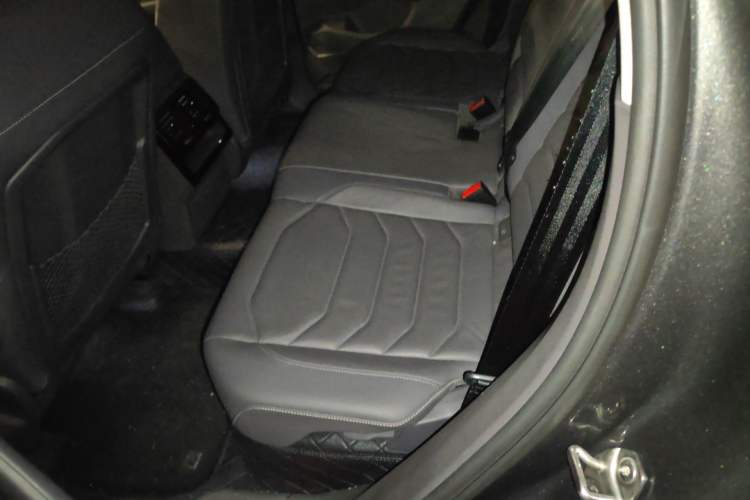 Used Volkswagen Touareg 2021 3.0 TSI Luxury Edition Black Diamond Sport Package Left Rear Seat